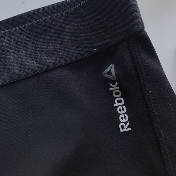 Cropped Reebok Leggings - Picture 2 of 6